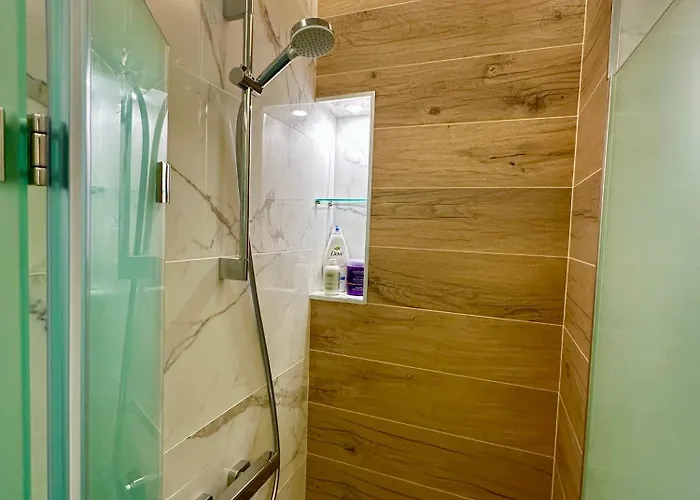 Regatta Park 1br Exclusive Parking Included Daire *