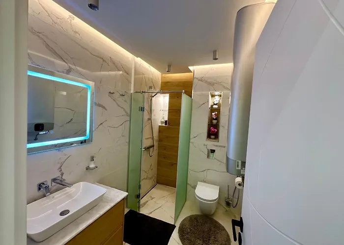 Regatta Park 1br Exclusive Parking Included