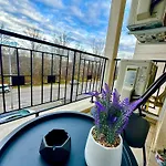 Apartment Regatta Park 1br Exclusive Parking Included