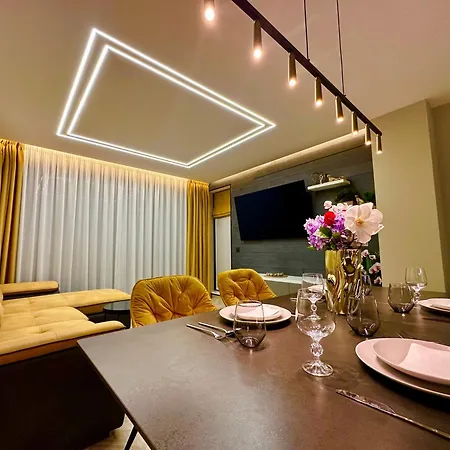 Regatta Park 1br Exclusive Parking Included *