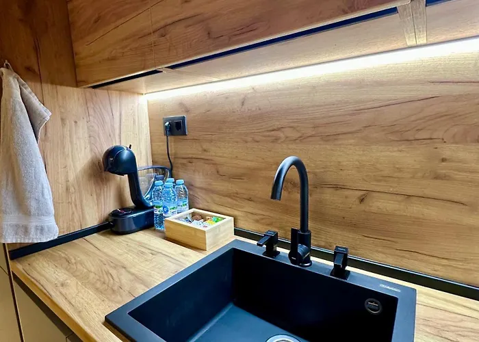 Regatta Park 1br Exclusive Parking Included Apartment